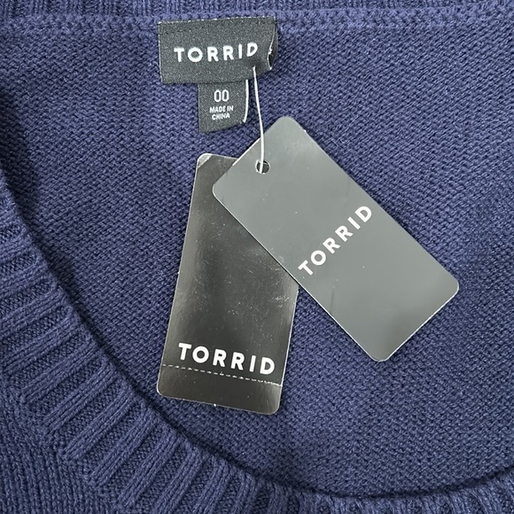 Torrid Sweater, Size 00 - Picture 6 of 11